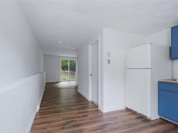 3rd image of 27-29 South St