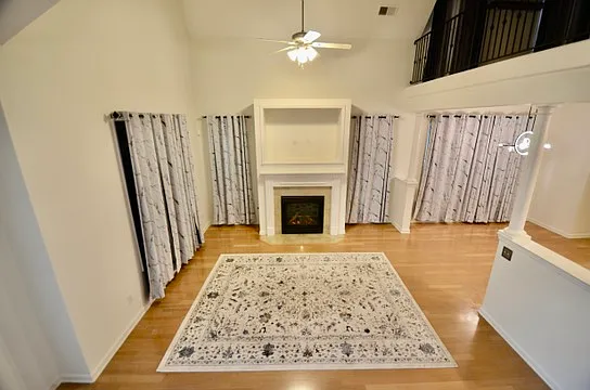 281 Island Bluff Dr — Photo 4