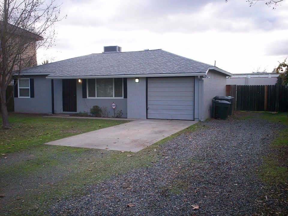 1st image of 3037 Panama Ave