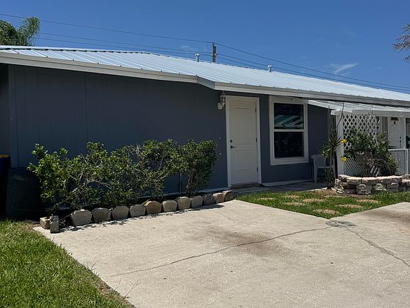 2nd image of 4421 SE Village Rd