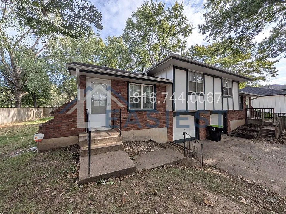 8102 Bel Ray Dr