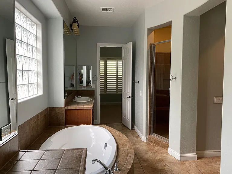 8225 Broad Peak Dr — Photo 5