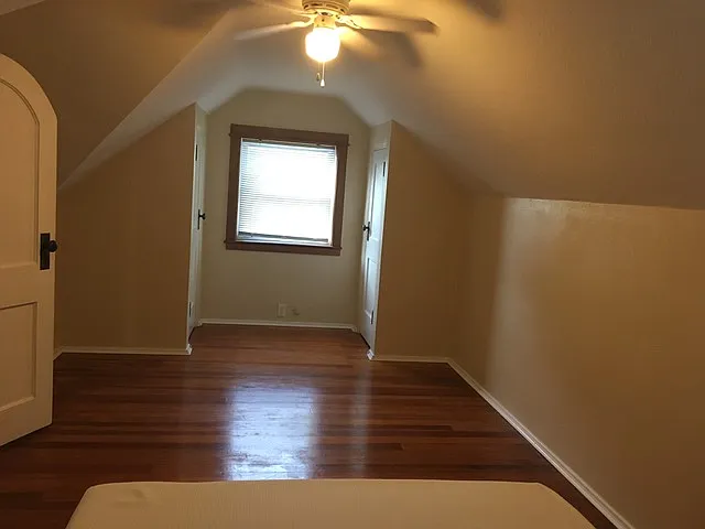 807 Hazel St — Photo 10