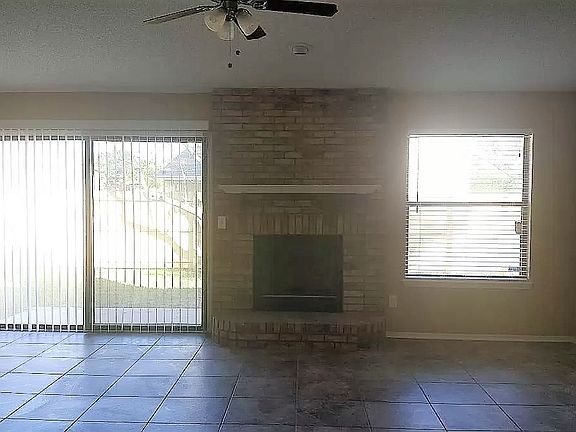 3rd image of 2731 Treasury Cir E