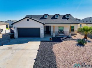 3808 Selman Ct, Carlsbad, NM 88220
