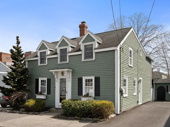 5 Tyng St, Newburyport, MA 01950