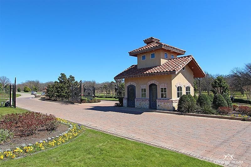 2nd image of 12617 Villa Milano Dr