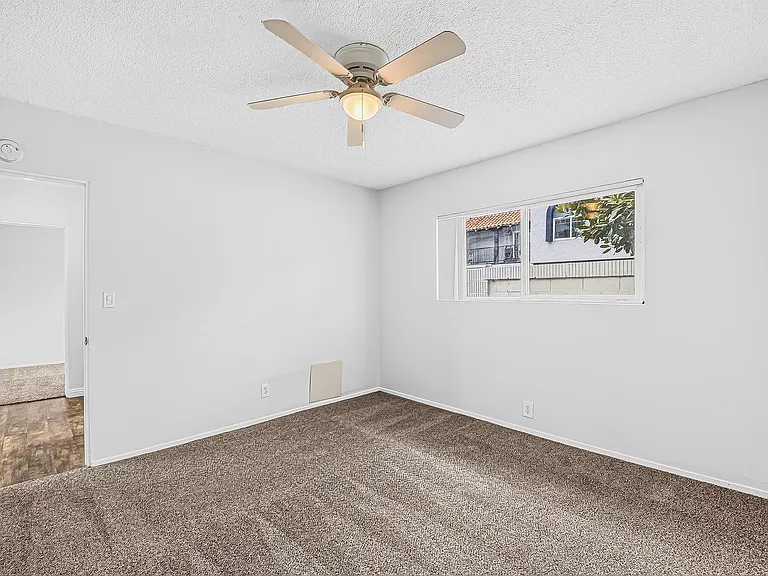 147 S Magnolia Avenue — Photo 20