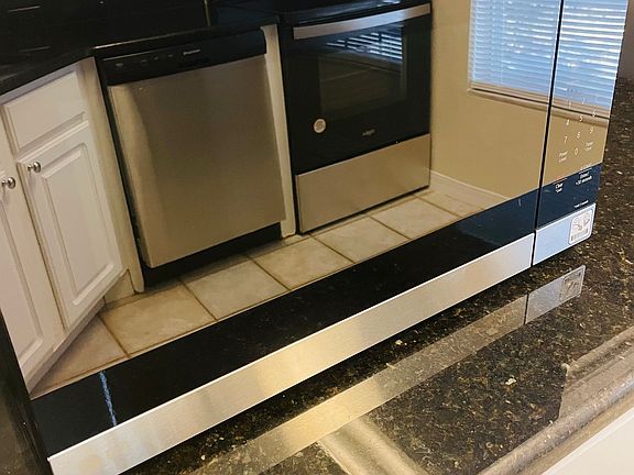 4th image of 13703 Richmond Park Dr #2705