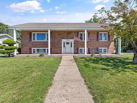 2nd image of 2616 Northridge Dr