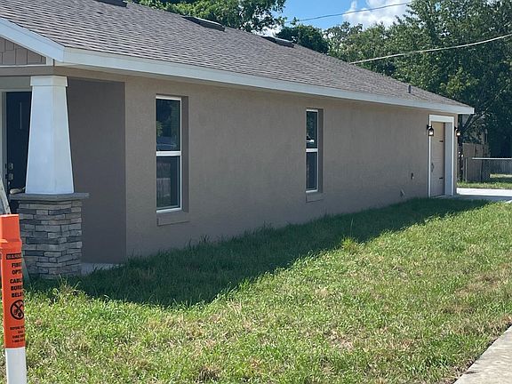 2nd image of 202 W Idlewild Ave