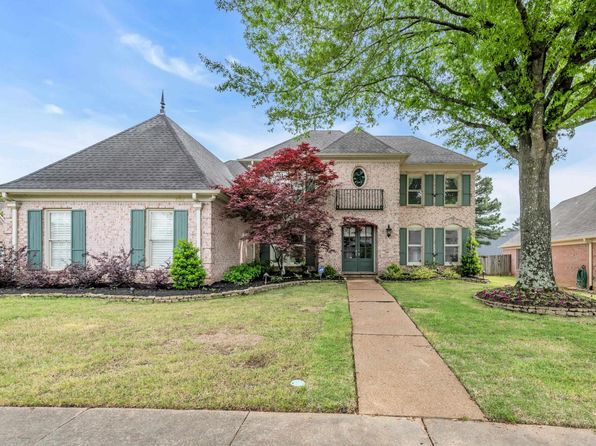 8961 River Pine Dr, Cordova, TN 38016