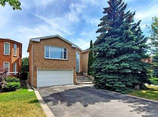 45 Pinewood Dr, Vaughan, ON L4J 5N8