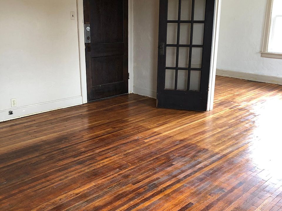 Front entrance to unit