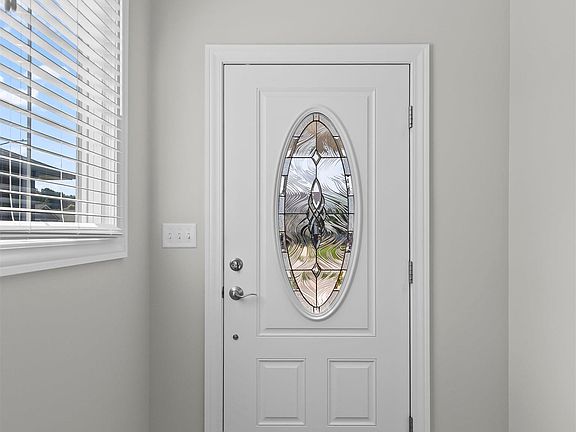 4th image of 3909 Waterstone Way