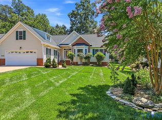 8806 Torrey Pines Dr, Chesterfield, VA 23832