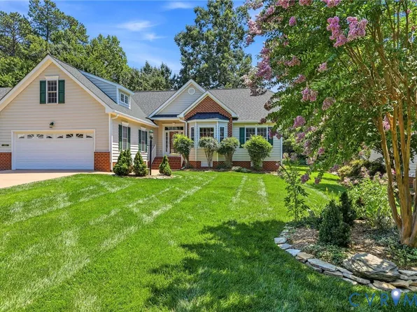 8806 Torrey Pines Dr, Chesterfield, VA 23832