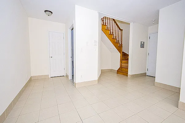 Rented by Level Group | media 19