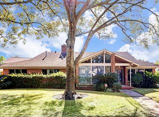 5115 Glenmeadow Dr, Houston, TX 77096