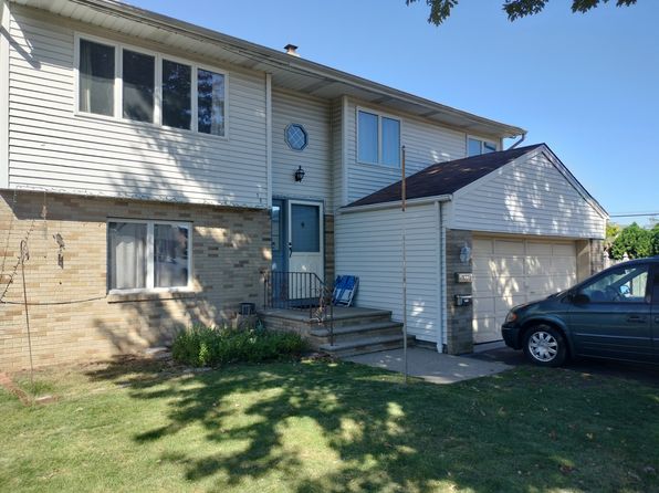 15 Oak St #1