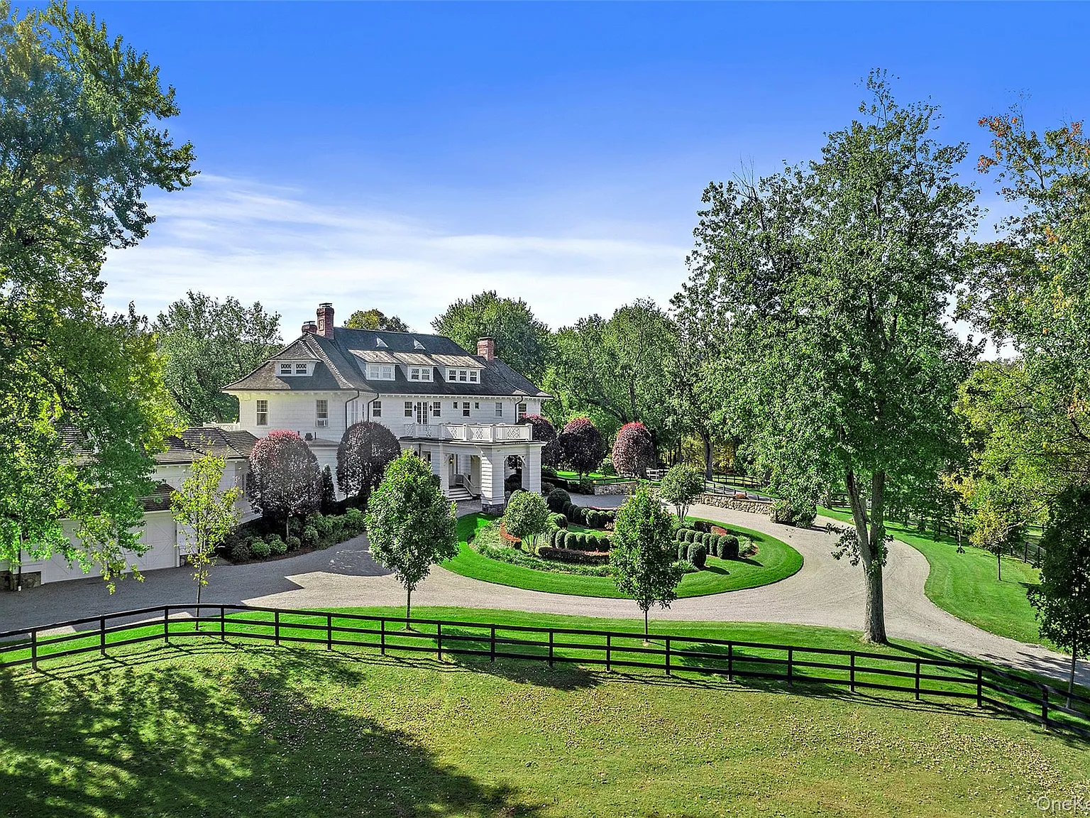 7 bed, 9.0 bath, 12000 sqft, $35,000 — Photo 1