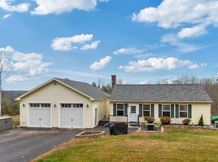 279 Prescott Rd, Manchester, ME 04351