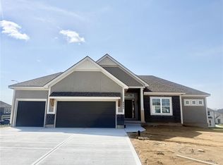 4843 NE 90th St, Kansas City, MO 64156