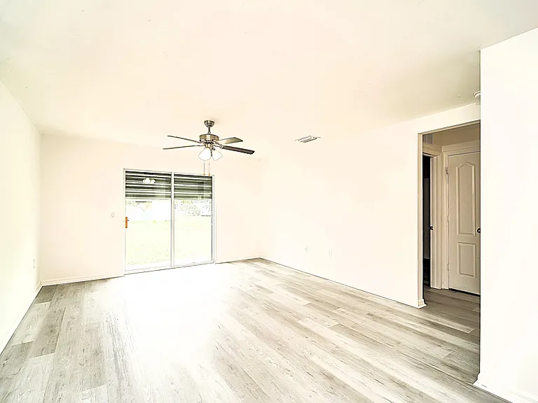 3337 Andalusia Blvd — Photo 6