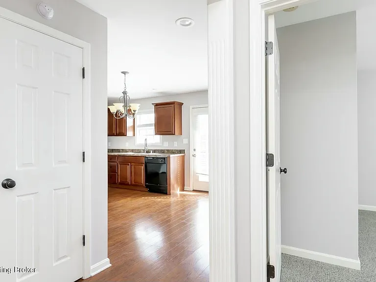 313 Stamper Ave — Photo 36