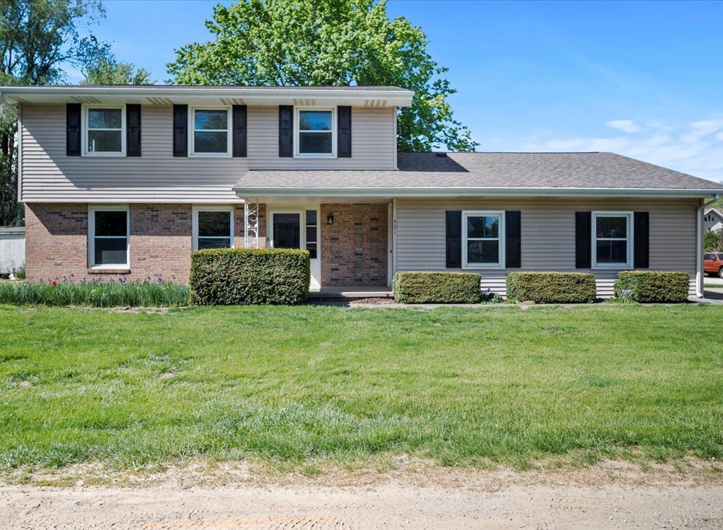 401 Magnolia St, Heyworth, IL 61745 Zillow