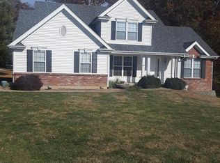 10899 Mulberry Dr, Foristell, MO 63348