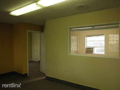 1st image of 211 E 11th St Ste 205