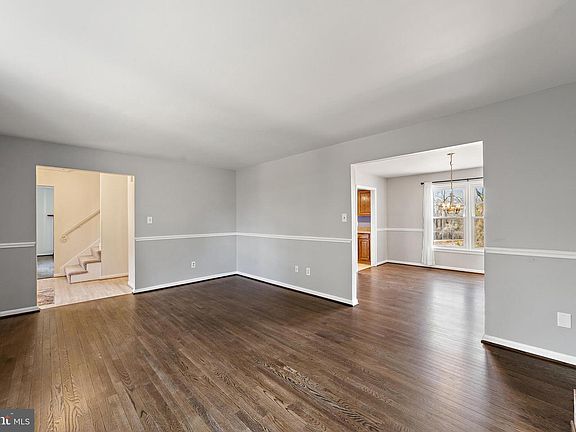 5th image of 8007 Belmont Ct