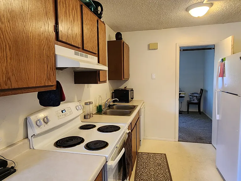 1508 W Koch St #2 — Photo 5