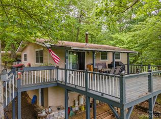 21 Turtle Rock Ln, Tuckasegee, NC 28783