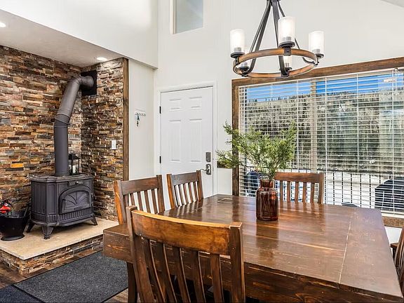 2nd image of 651 S Snowflake Ln #406