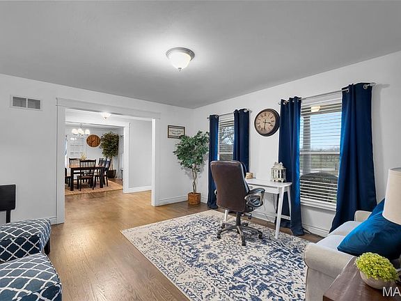 5th image of 3400 Denman Rd