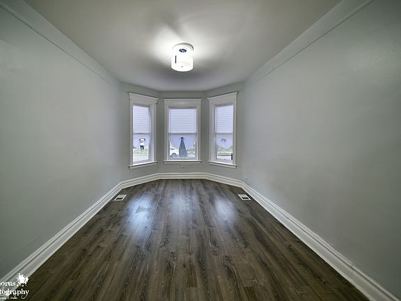 2nd image of 6344 S Eberhart Ave