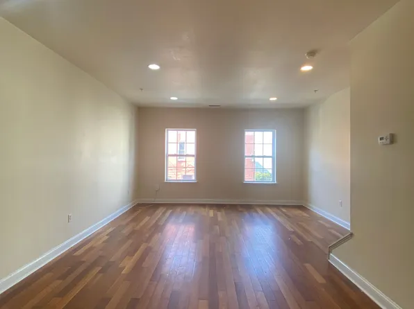1835 N 18th St #2, Philadelphia, PA 19121