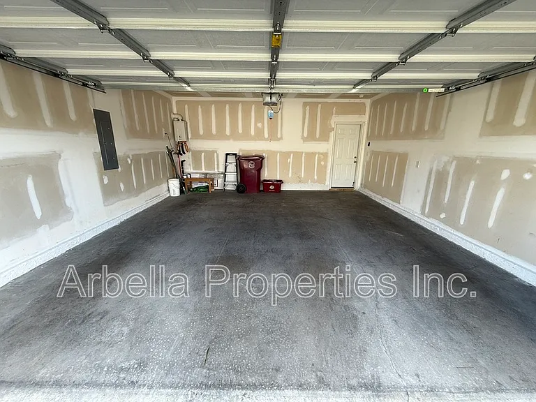 479 Brinkleys Way — Photo 32