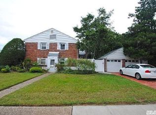 2929 Jerusalem Ave, Wantagh, NY 11793