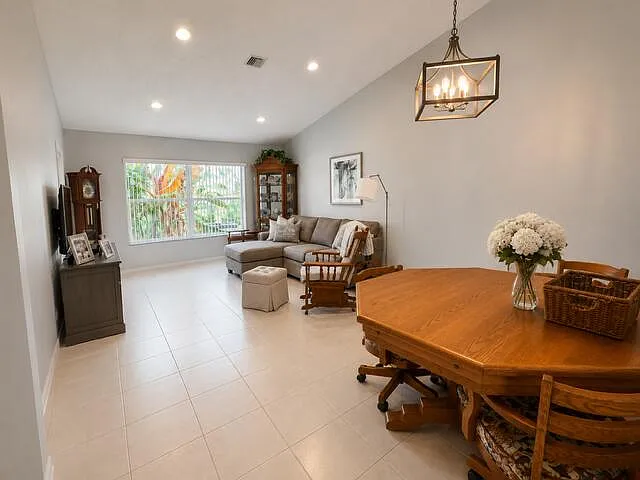 6098 Lake Hibiscus Dr — Photo 8