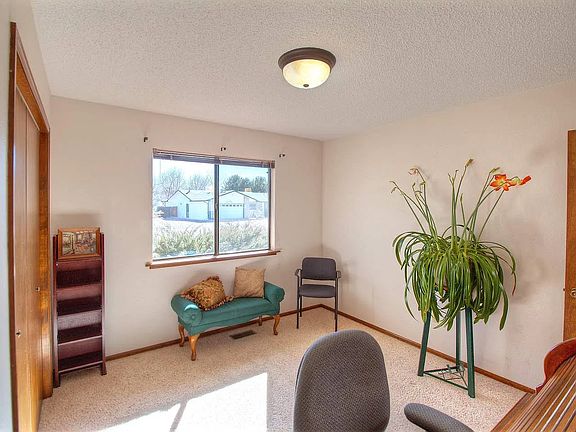5th image of 2716 Del Mar Dr