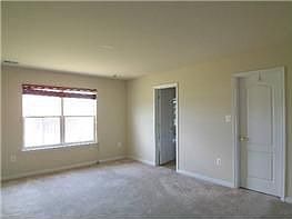 5th image of 109 Dornach Ct