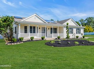 148 Compass Rd, Manahawkin, NJ 08050