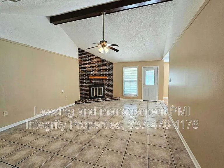 7441 Quorum Dr — Photo 4