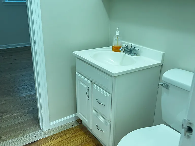12848 Farm Pond Ln — Photo 6