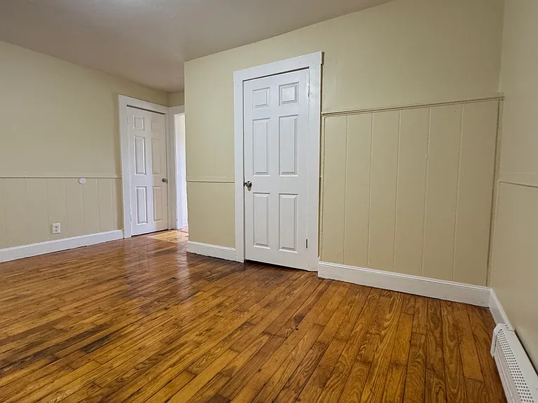 21 Prince Ave #C — Photo 11
