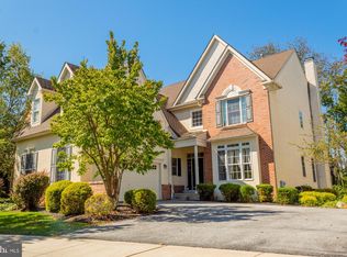316 Waynebrook Dr, Chester Springs, PA 19425