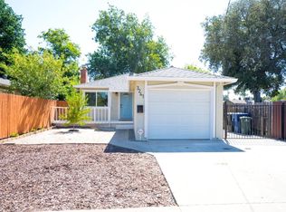 3241 42nd St, Sacramento, CA 95817
